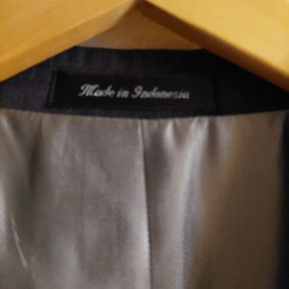 Calvin klein gray wool mens blazer. Size 48R - Picture 6 of 7